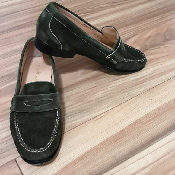 Cole Haan suede loafers size 7AA. - Picture 2 of 6